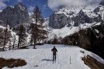 Na bkch a Dachstein mi kryje zda