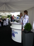 Hostesky AB Cardion u vchodu