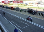 Boxov ulika z horn terasy a trnink Moto GP. Mistr svta 2010 Jorge Lorenzo